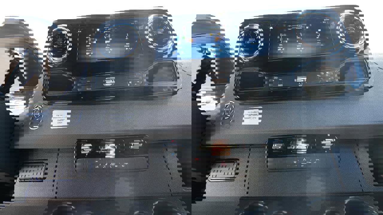 New 2025 Mercedes-Benz Sprinter 2500 image 14