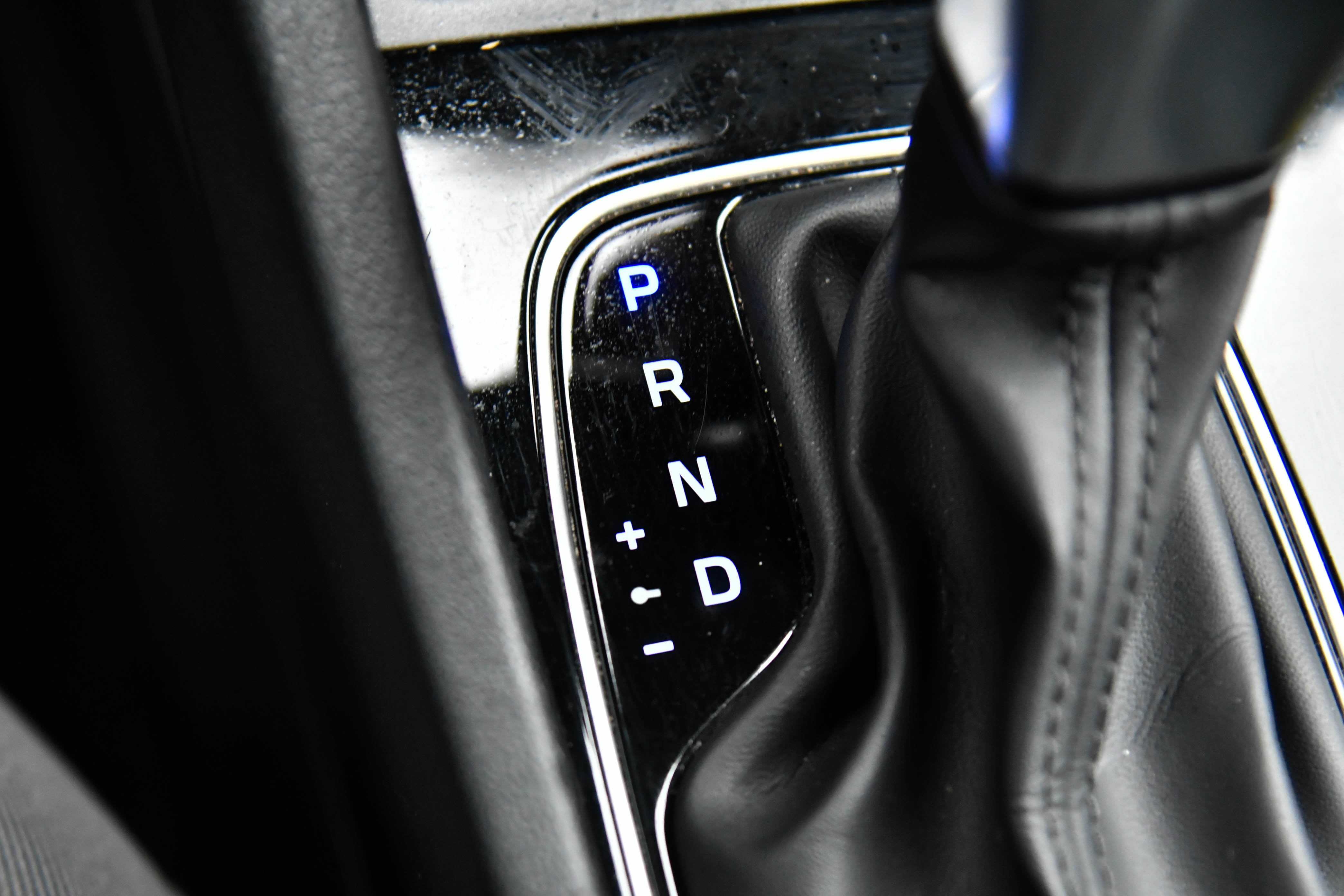 Used 2024 Hyundai Santa Cruz SEL image 25