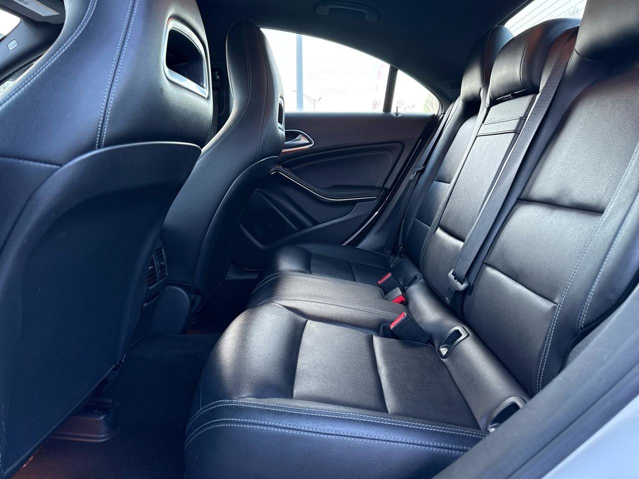 Used 2019 Mercedes-Benz CLA 250 4MATIC image 21