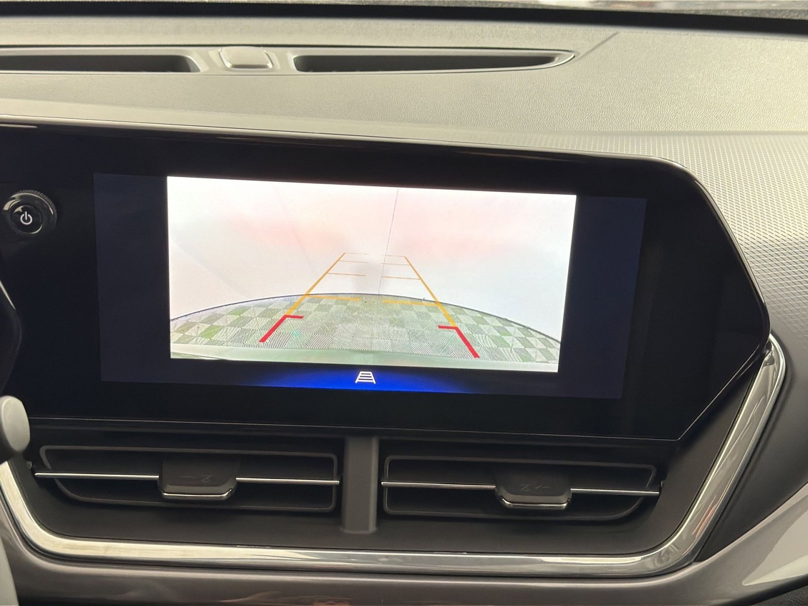 New 2026 Chevrolet Trax ACTIV image 19