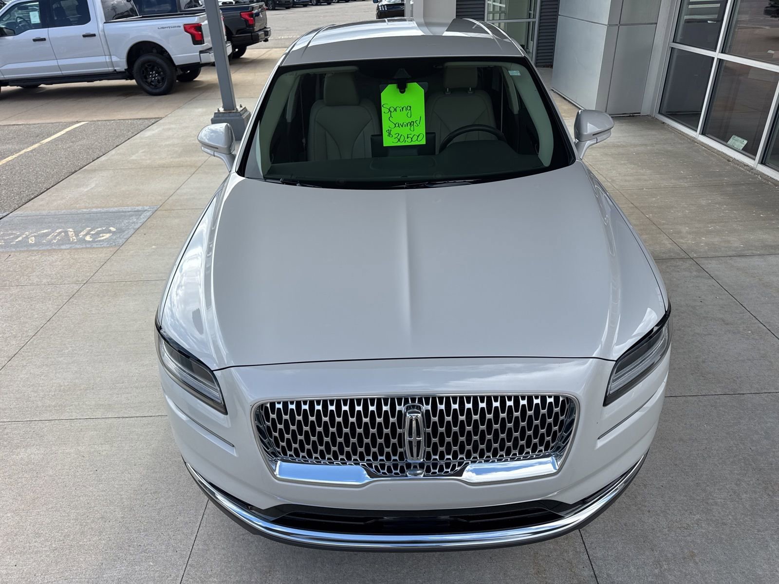 Used 2023 Lincoln Nautilus FWD w/ Premium Package image 11