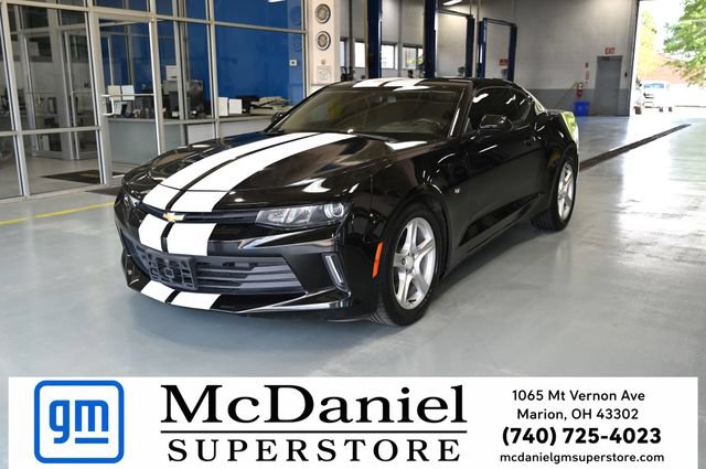 Used 2016 Chevrolet Camaro LT RWD image 1