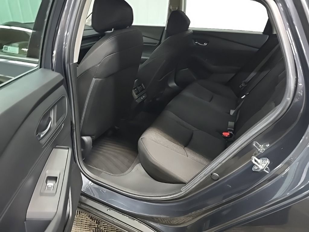 Certified 2025 Honda Accord SE image 31