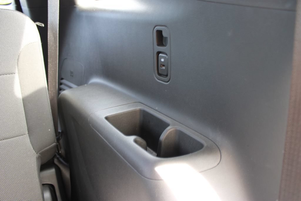 Used 2022 Chevrolet Traverse LT FWD image 45