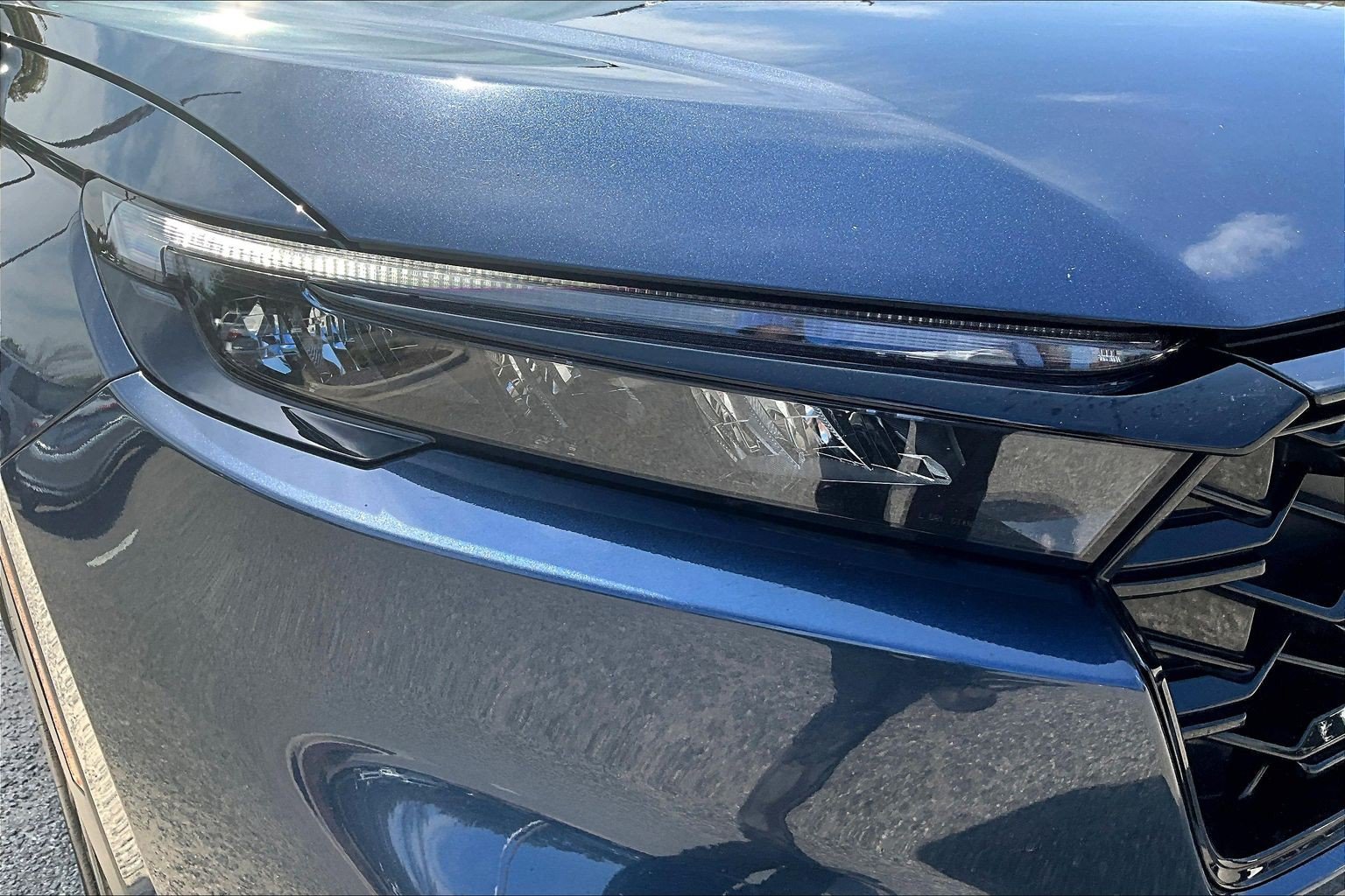 Used 2023 Honda CR-V Sport Touring image 31