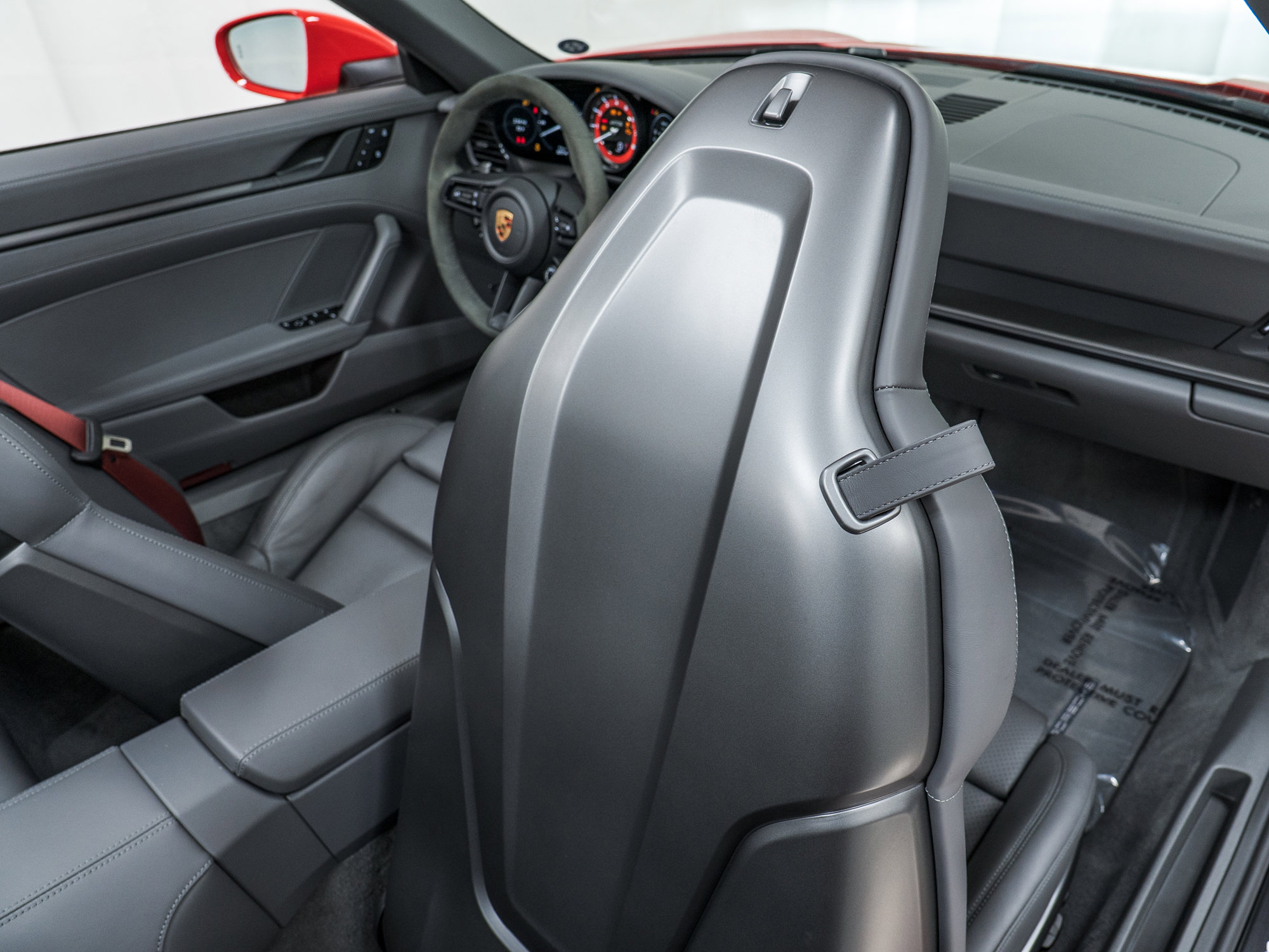 Certified 2024 Porsche 911 Carrera GTS image 31