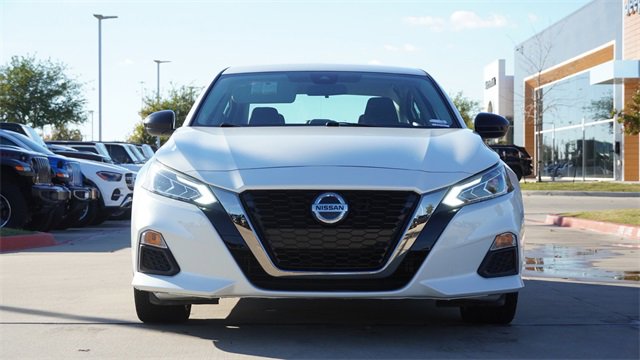 Used 2020 Nissan Altima 2.5 SR image 2