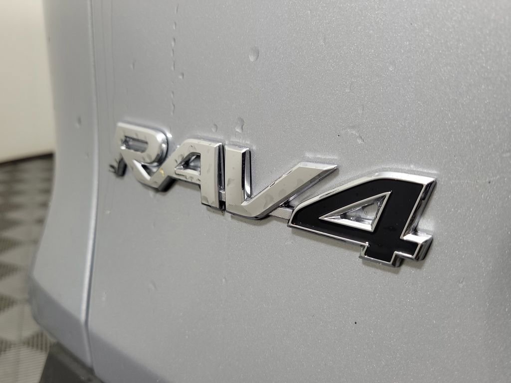 Used 2025 Toyota RAV4 XLE Premium w/ Weather Package AWD/4WD image 8
