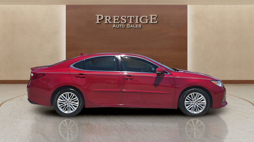 Used 2015 Lexus ES 350 w/ Luxury Package FWD image 14
