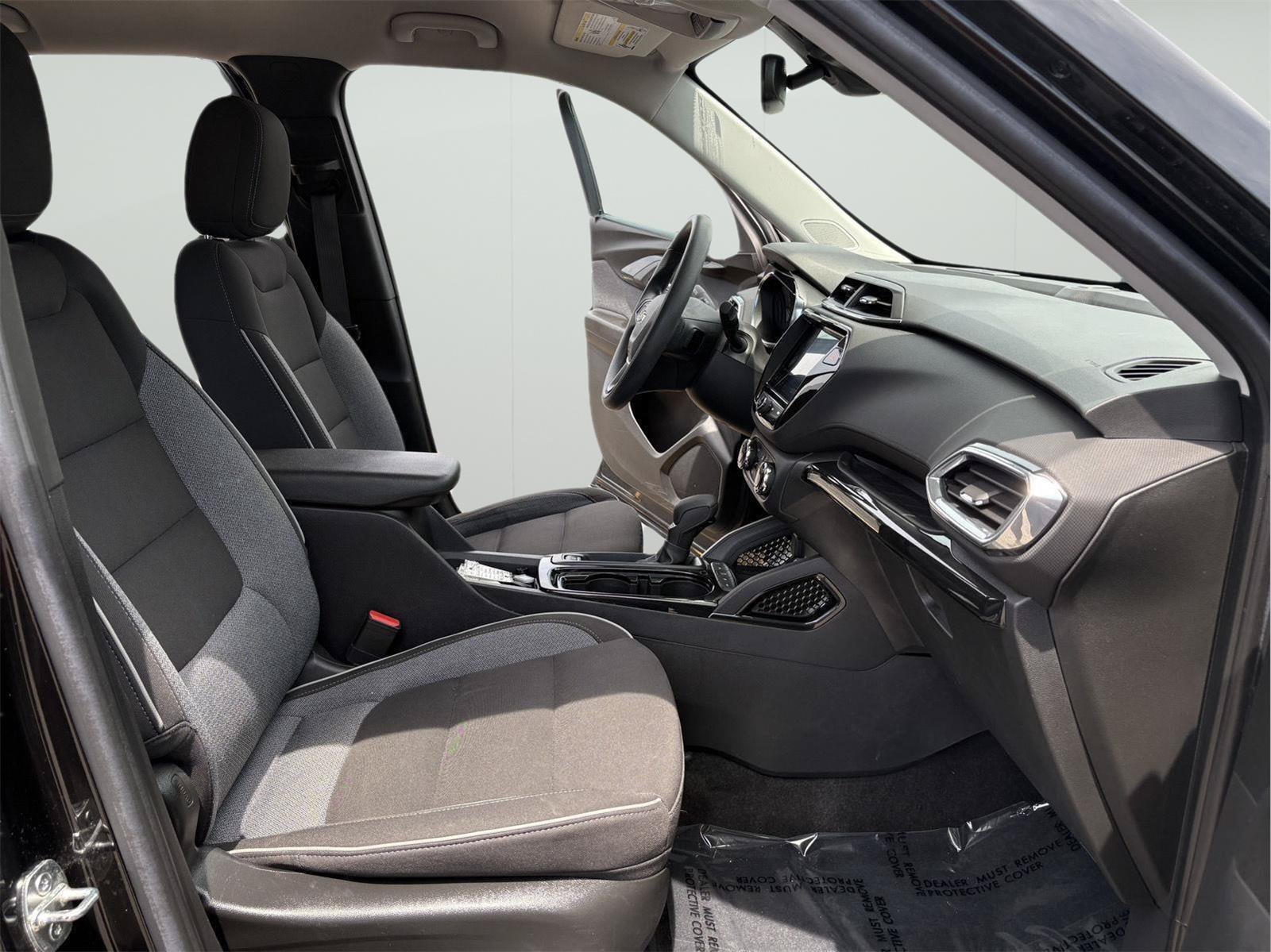 Used 2023 Chevrolet TrailBlazer LT w/ Convenience Package AWD/4WD image 14