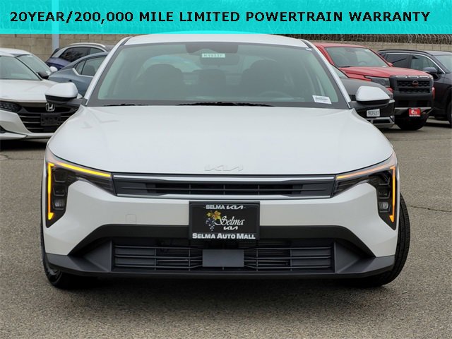 New 2025 Kia K4 LX image 2