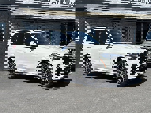 Used 2021 BMW X5 sDrive40i w/ M Sport Package image 9