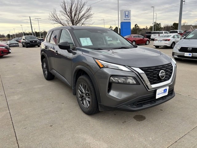 Used 2021 Nissan Rogue S image 3