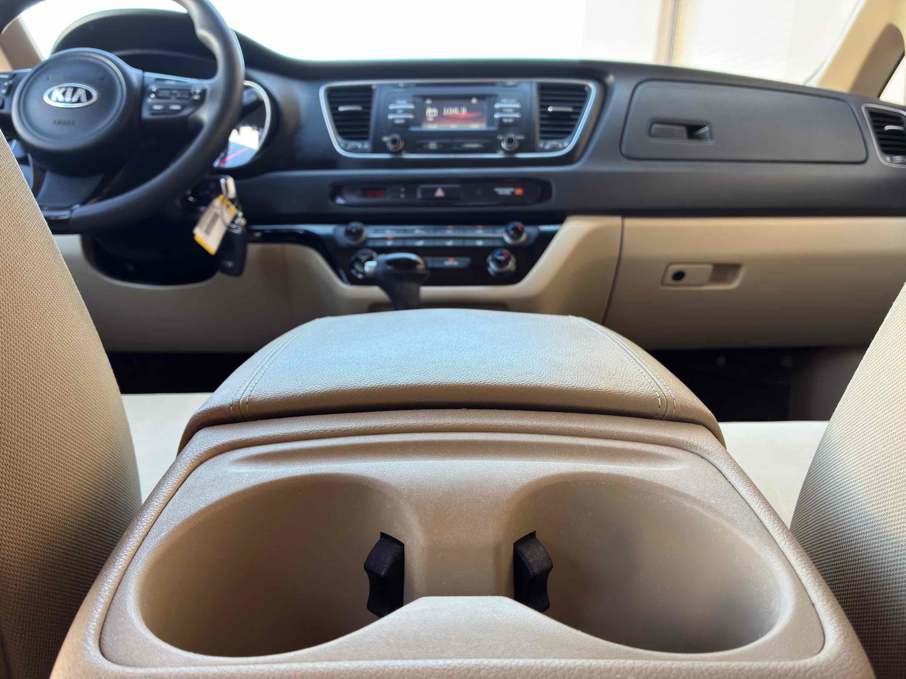 Used 2015 Kia Sedona LX w/ LX Convenience Package FWD image 37