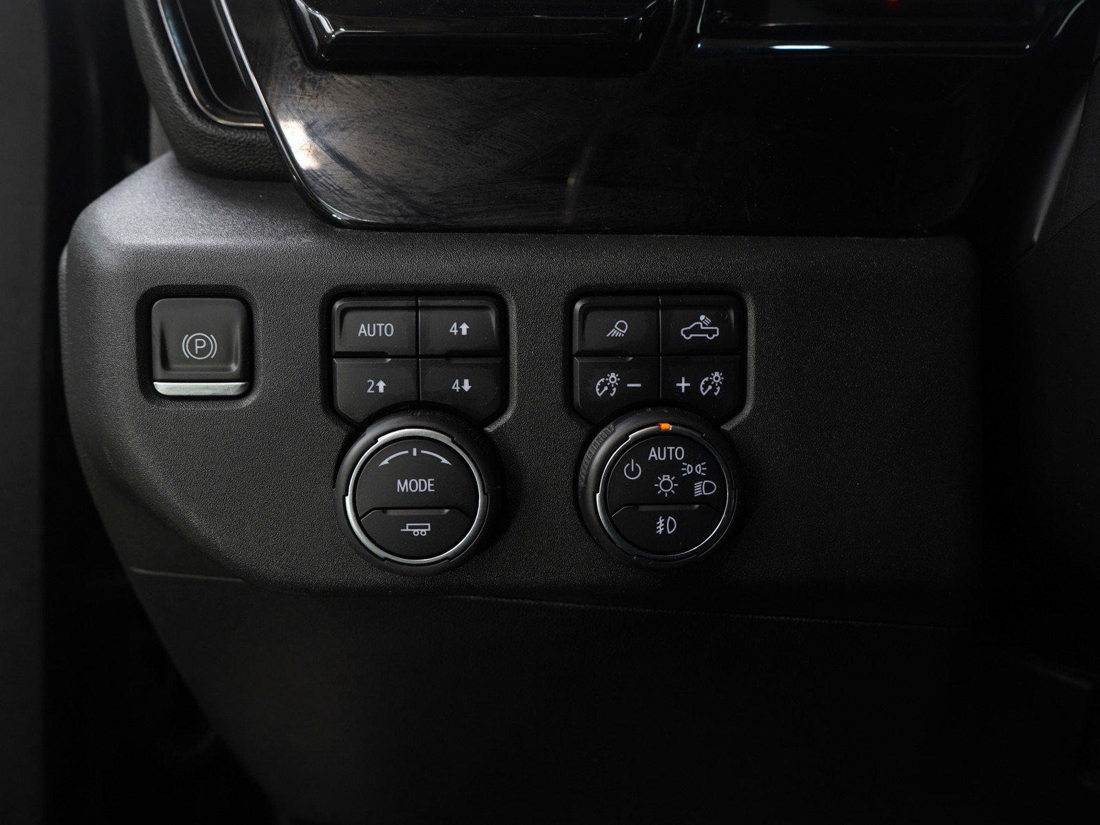 Used 2022 Chevrolet Silverado 1500 ZR2 image 24