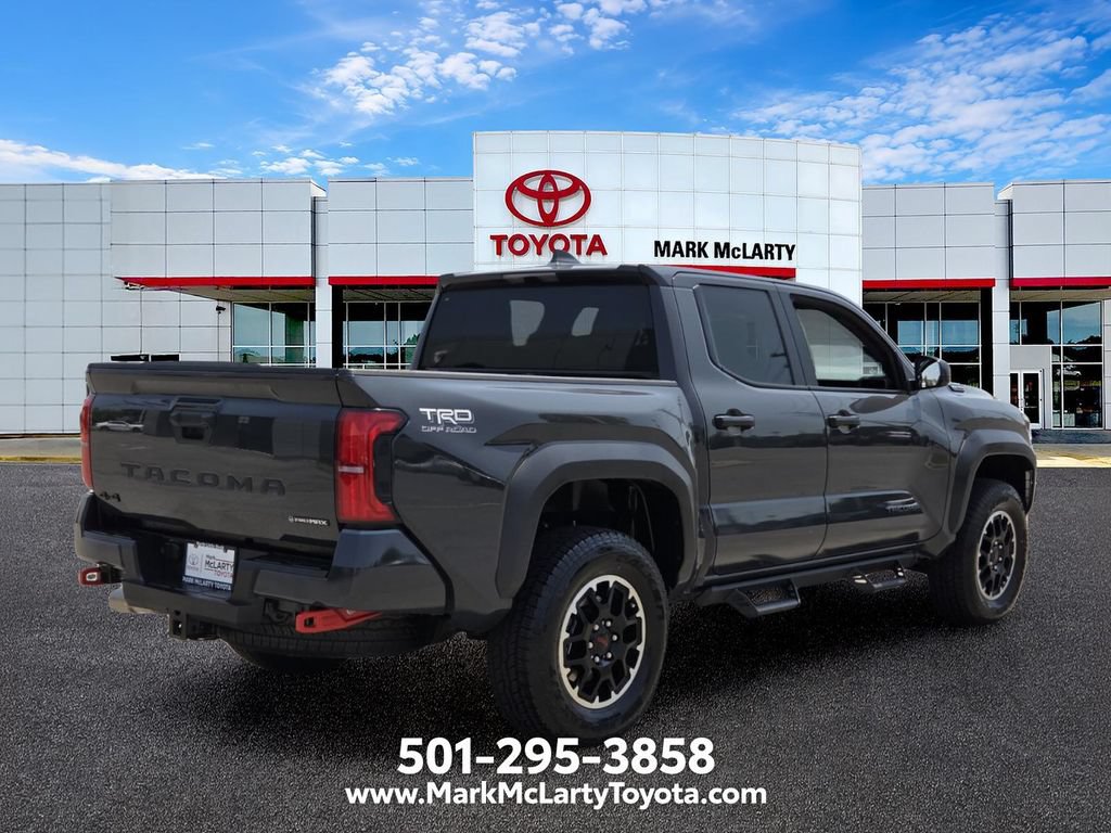 Used 2025 Toyota Tacoma TRD Off-Road AWD/4WD image 5