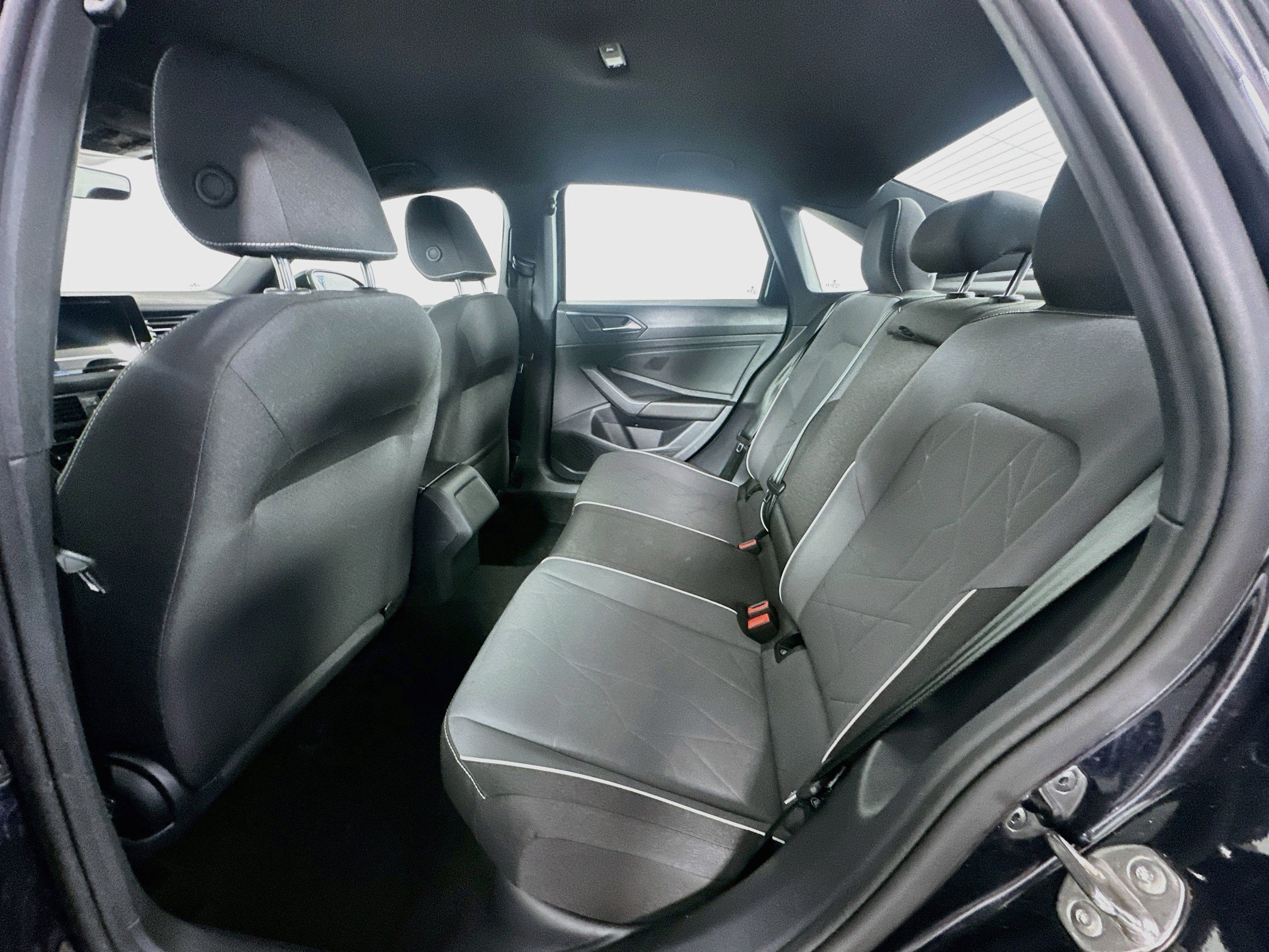 Used 2025 Volkswagen Jetta Sport FWD image 26