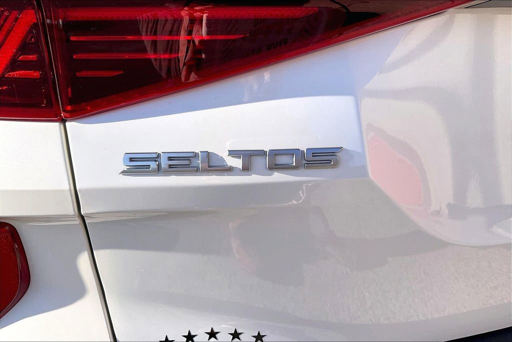 Used 2023 Kia Seltos S image 8