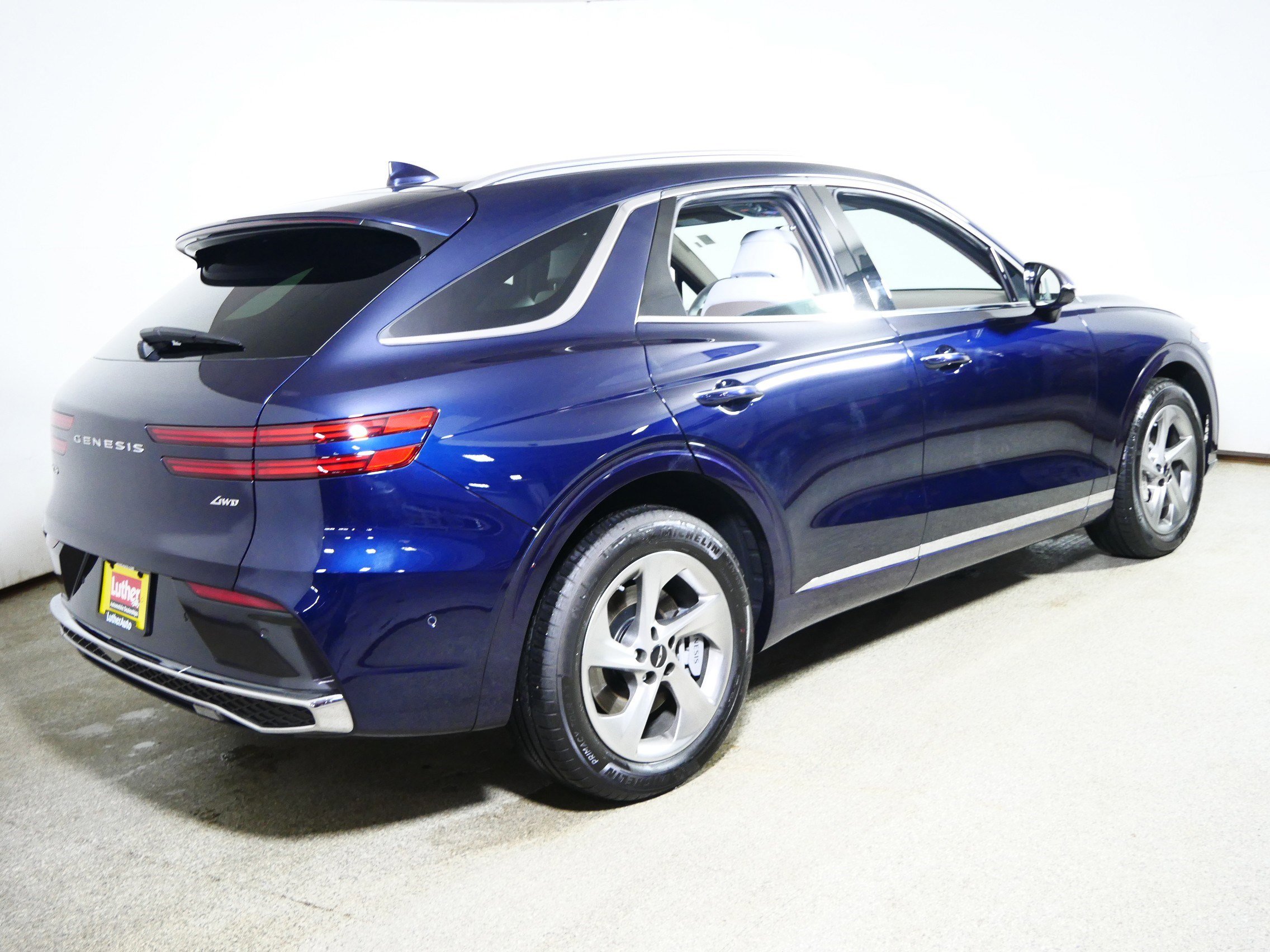 Used 2026 Genesis GV70 2.5T Advanced AWD/4WD image 7