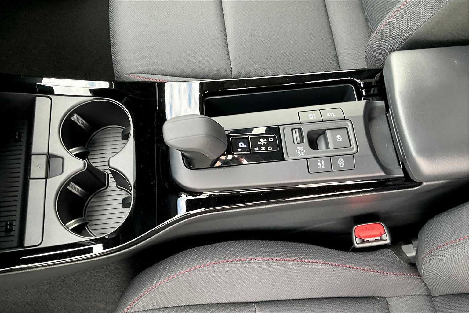 New 2026 Toyota Prius Plug-In Hybrid image 7