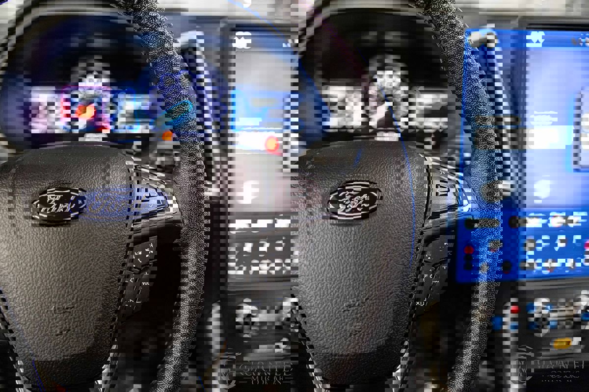 Used 2022 Ford Edge SEL image 23