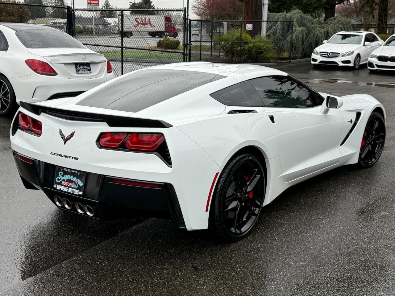 Used 2019 Chevrolet Corvette Stingray Coupe w/ Carbon Flash Badge Package image 27