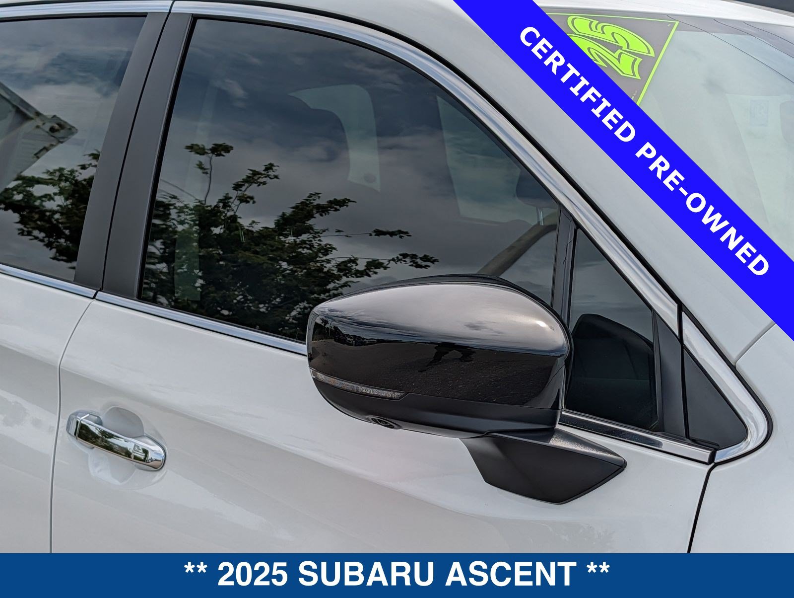 Used 2025 Subaru Ascent Touring AWD/4WD image 11