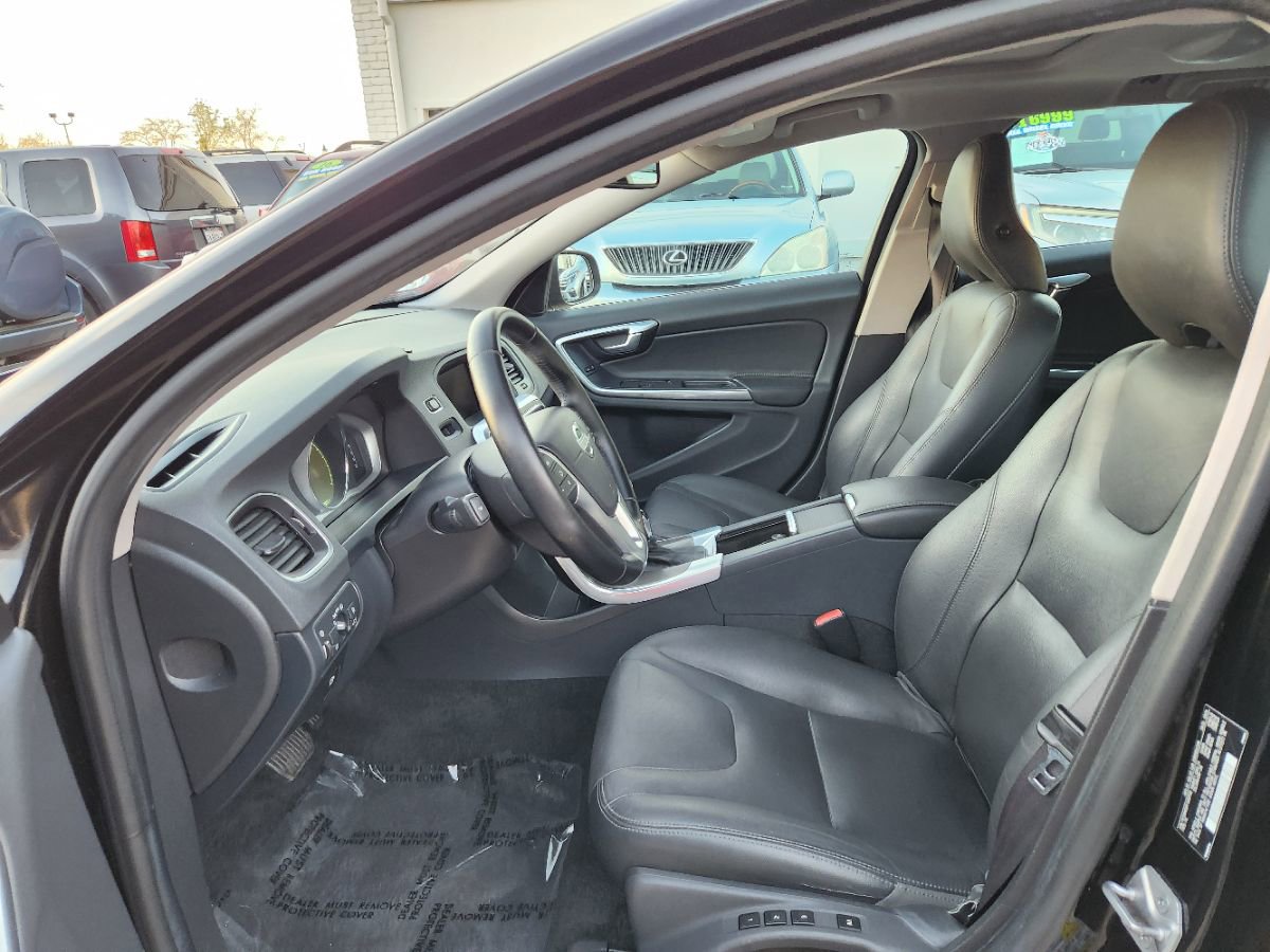 Used 2015 Volvo V60 T5 Premier FWD image 9