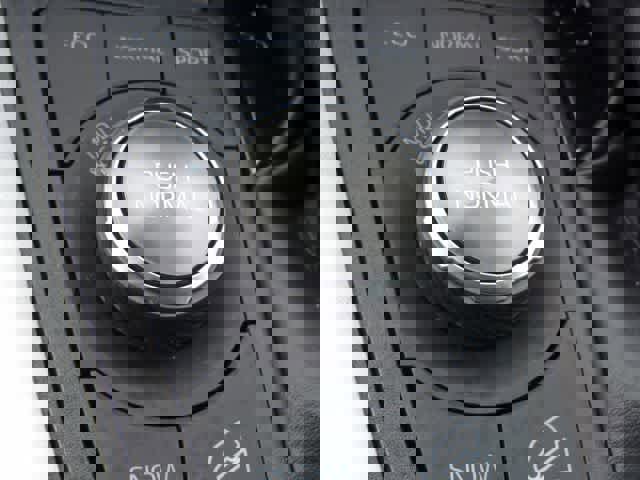 Used 2024 Toyota RAV4 Adventure AWD/4WD image 15