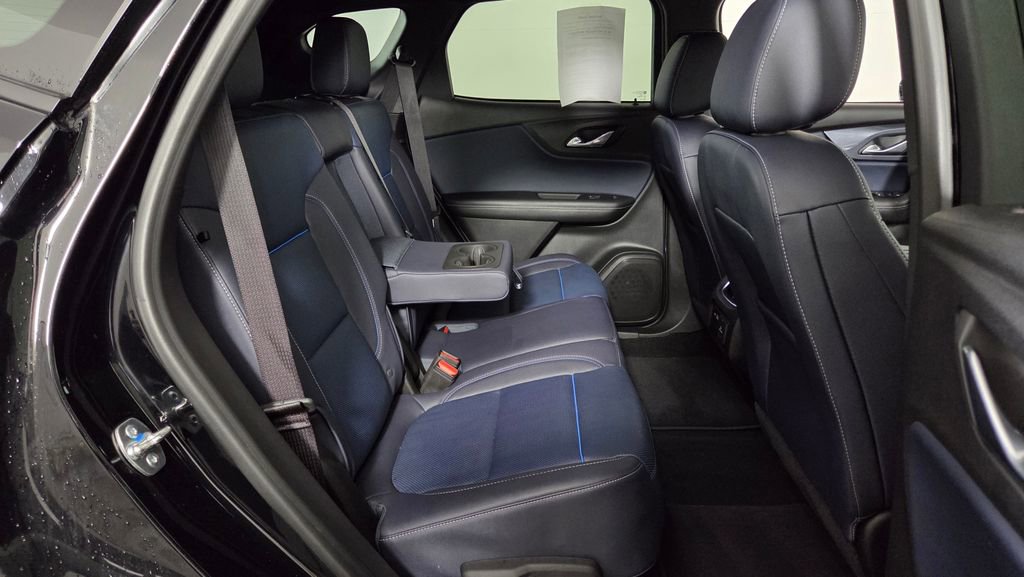 Used 2025 Chevrolet Blazer RS w/ Driver Confidence II Package image 33
