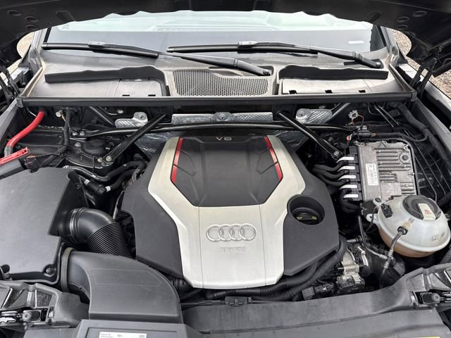 Used 2018 Audi SQ5 Premium Plus image 26