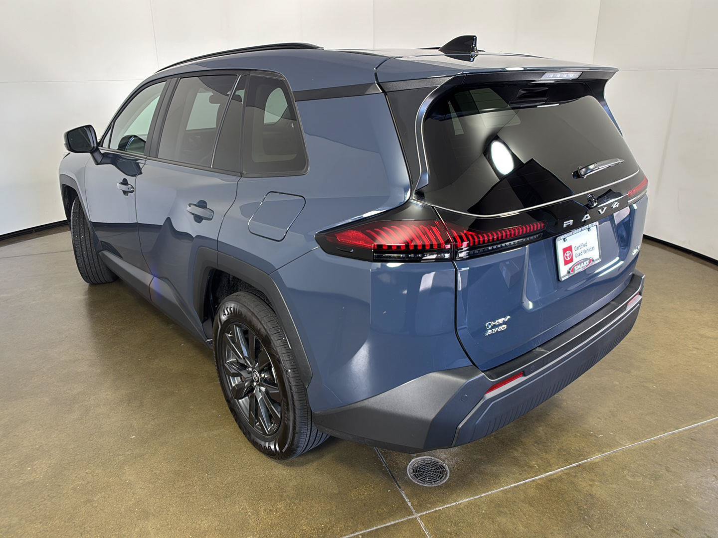 Used 2026 Toyota RAV4 XLE Premium AWD/4WD image 13