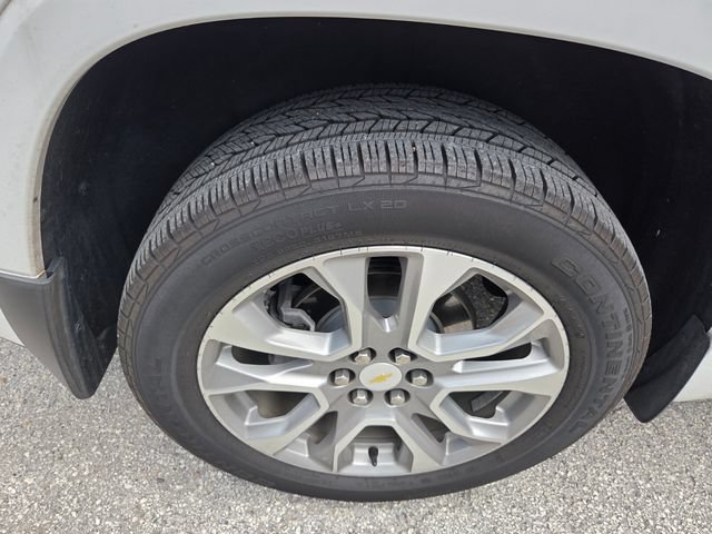 Used 2020 Chevrolet Traverse Premier FWD image 22