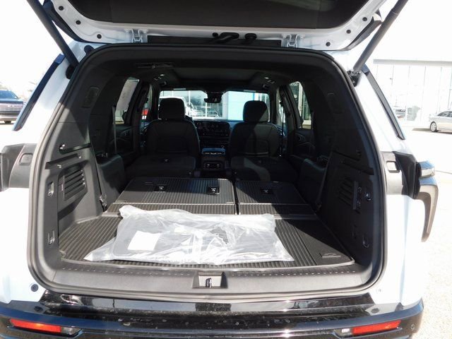 New 2026 Chevrolet Traverse RS w/ LPO, Floor Liner Package image 30
