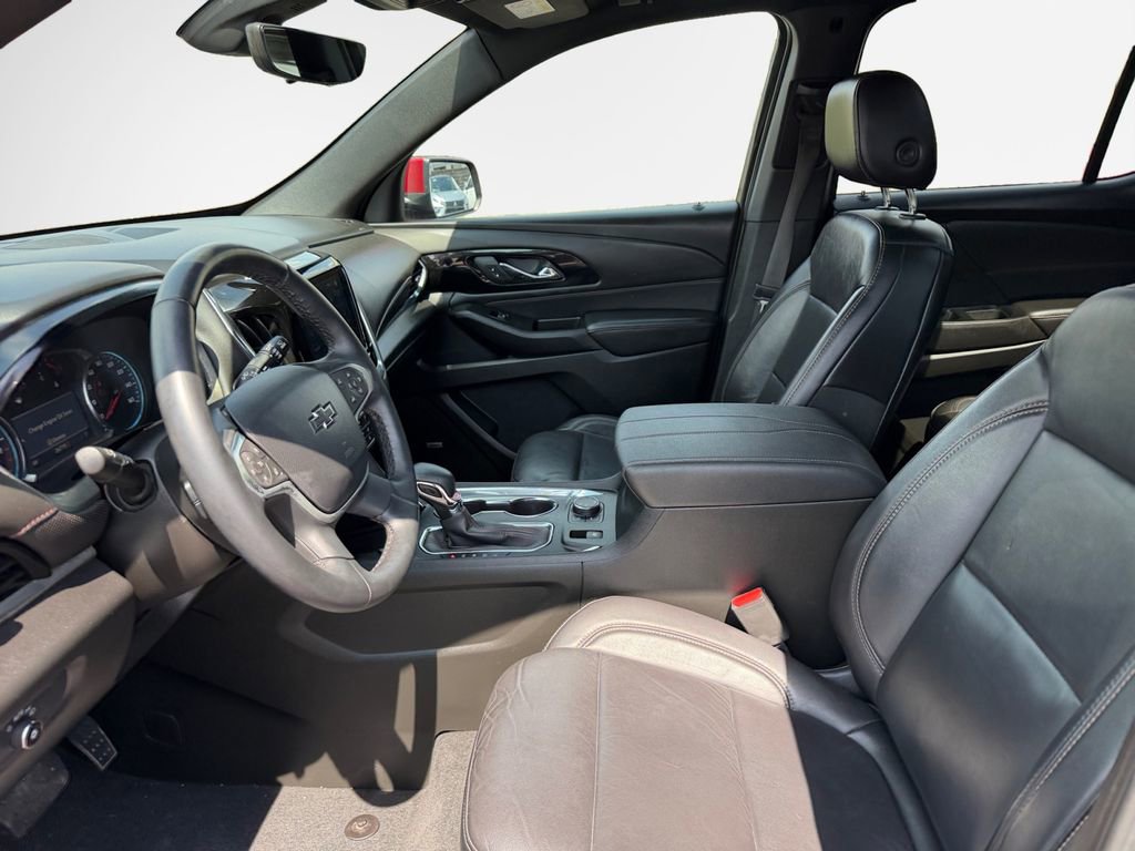 Used 2023 Chevrolet Traverse RS AWD/4WD image 12