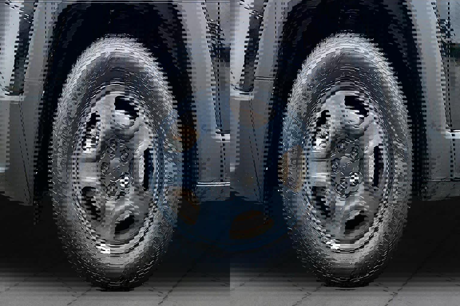 Used 2017 Jeep Renegade Sport w/ Power & Air Group FWD image 11