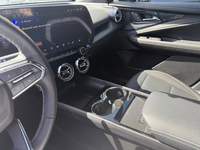 Used 2024 Chevrolet Blazer EV LT image 11