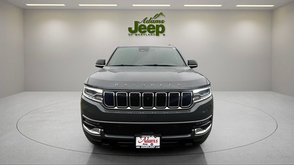 Used 2024 Jeep Wagoneer 4WD w/ Premium Group I image 2