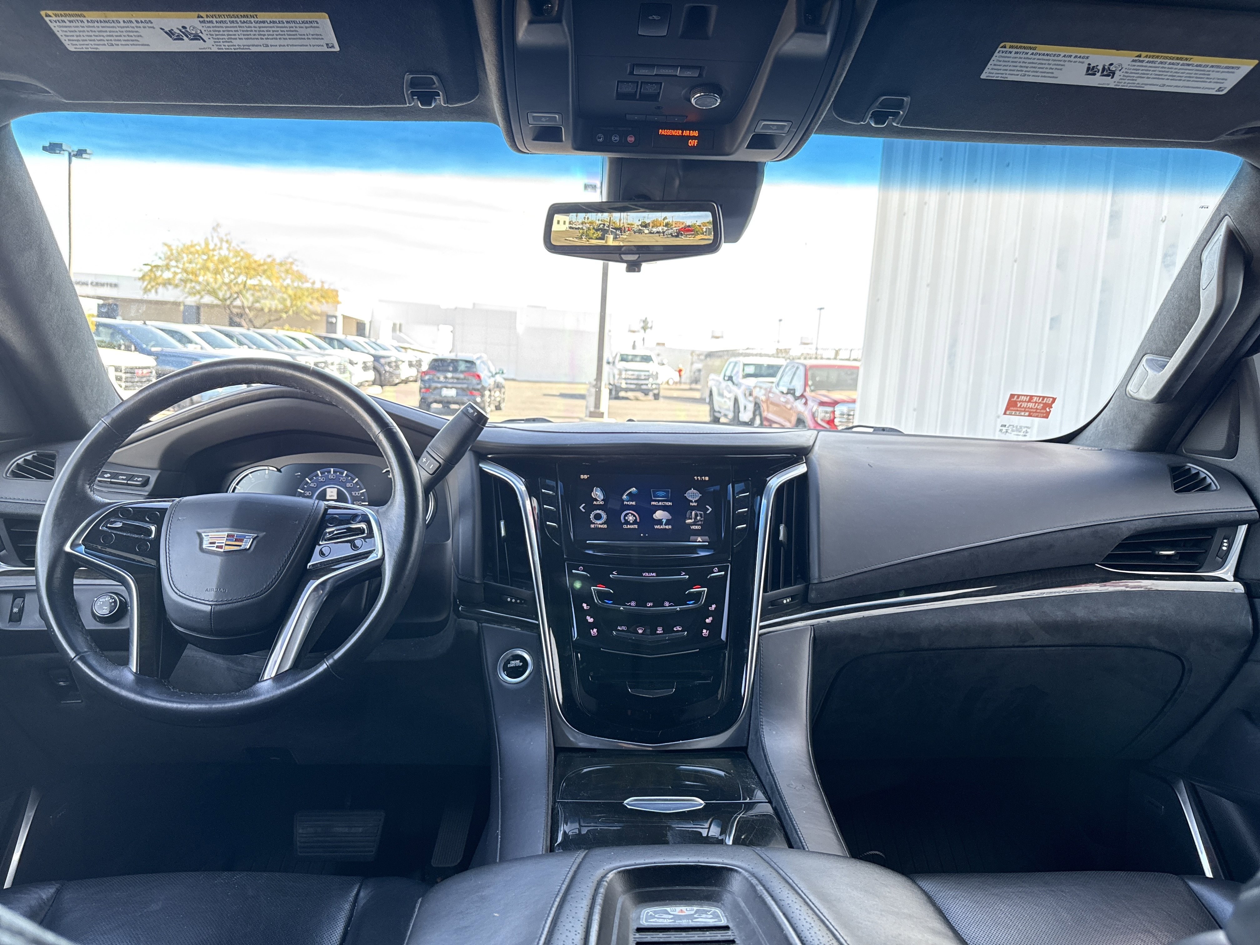 Used 2019 Cadillac Escalade ESV Platinum image 26