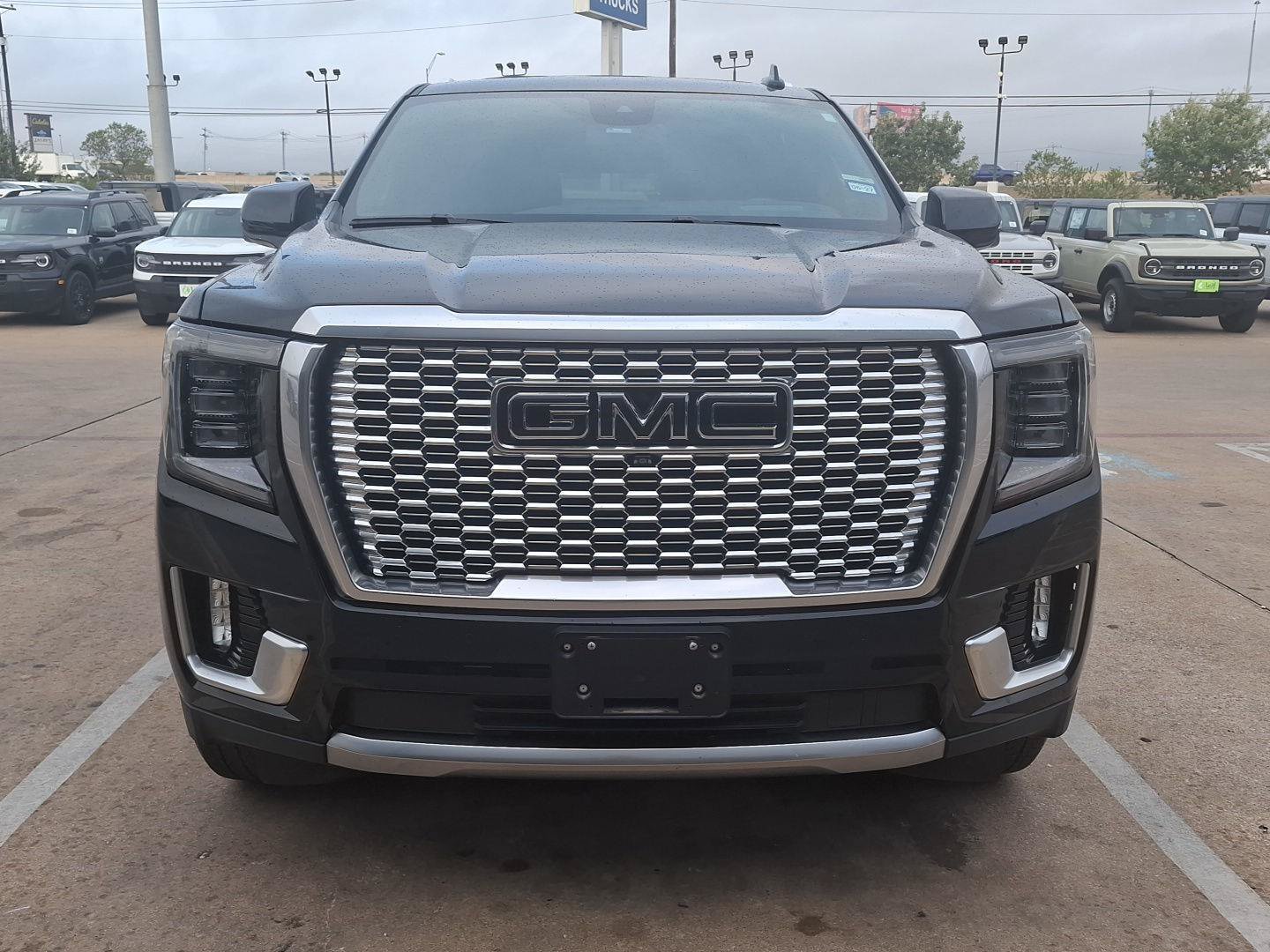 Used 2024 GMC Yukon Denali w/ Max Trailering Package RWD image 3