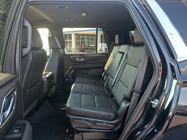 Used 2022 Chevrolet Tahoe LT w/ Luxury Package AWD/4WD image 11