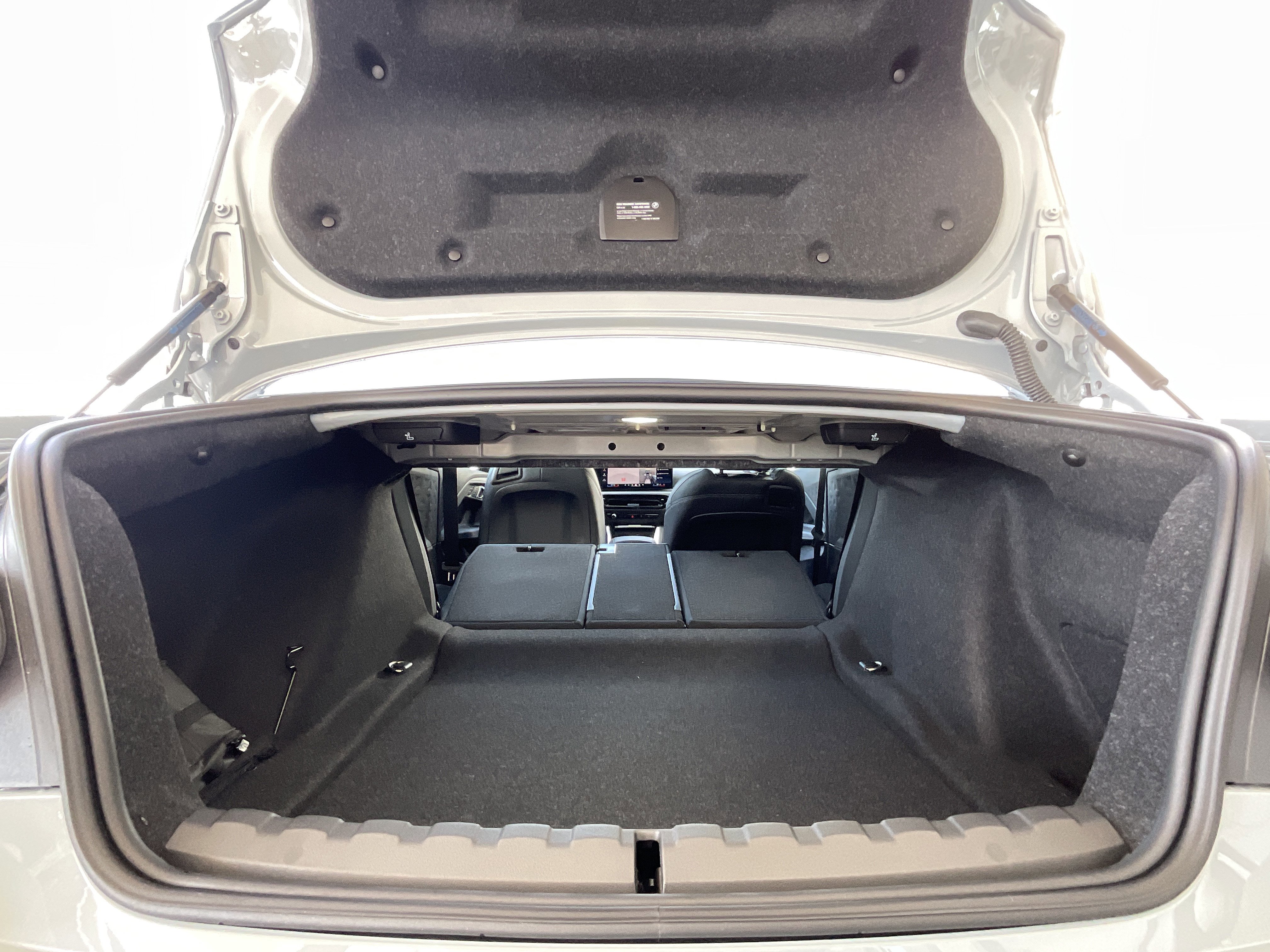 New 2025 BMW 230i Coupe w/ M Sport Package image 28