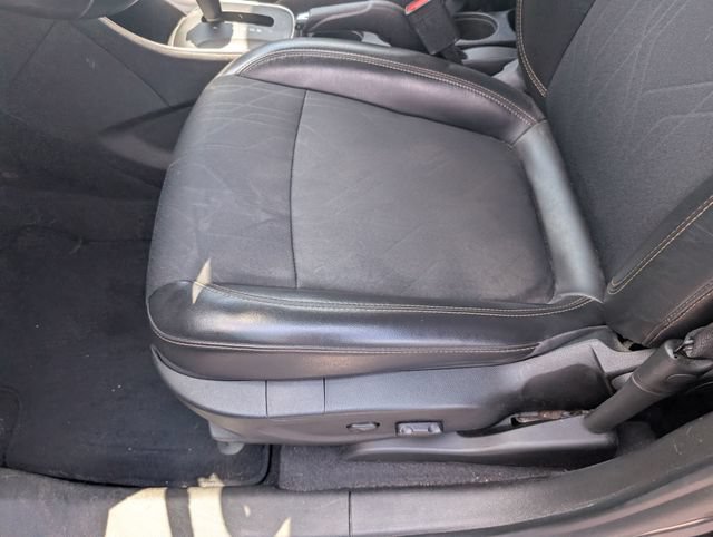 Used 2019 Chevrolet Trax LT w/ LT Convenience Package FWD image 21