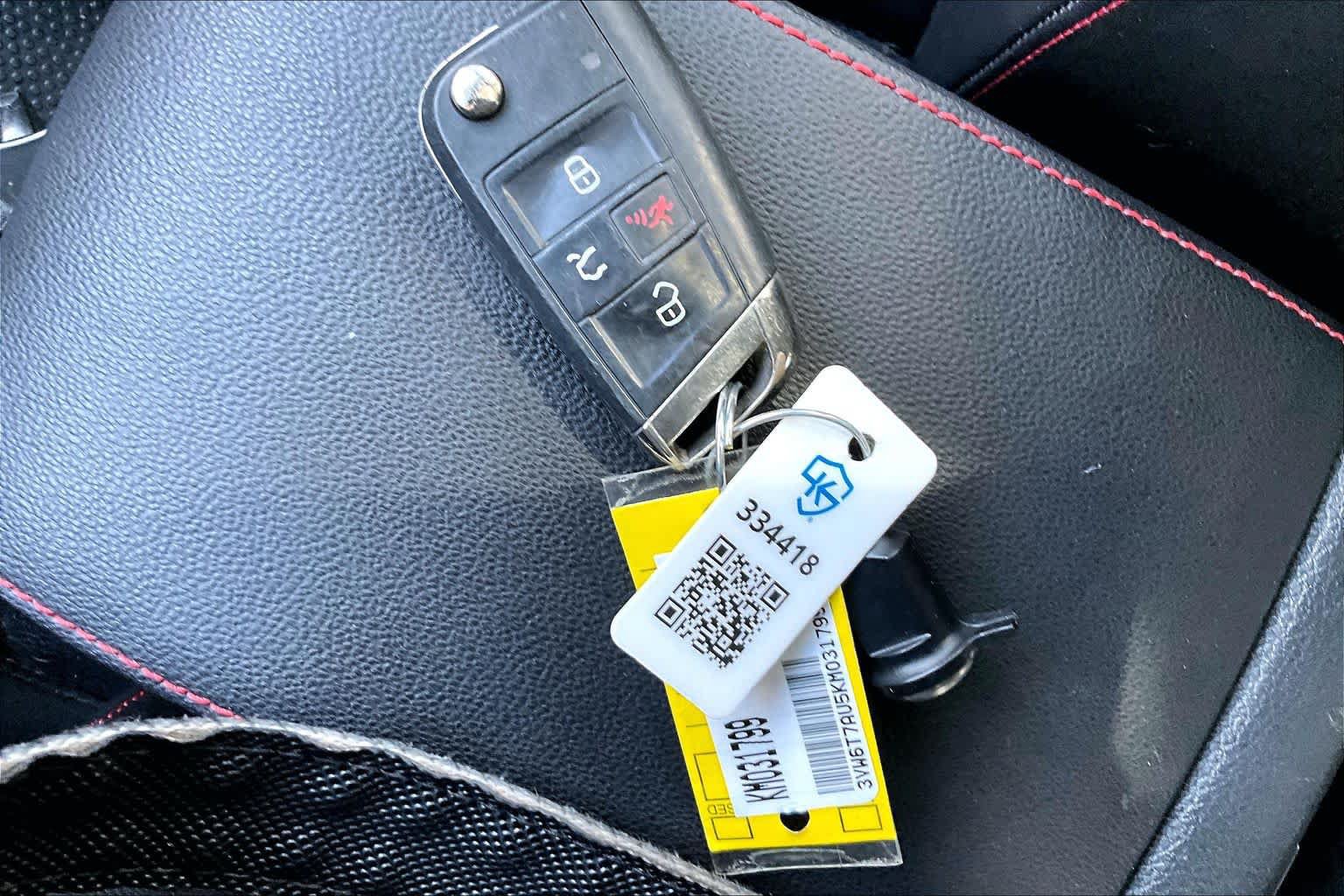 Used 2019 Volkswagen GTI SE w/ SE Experience Package FWD image 15