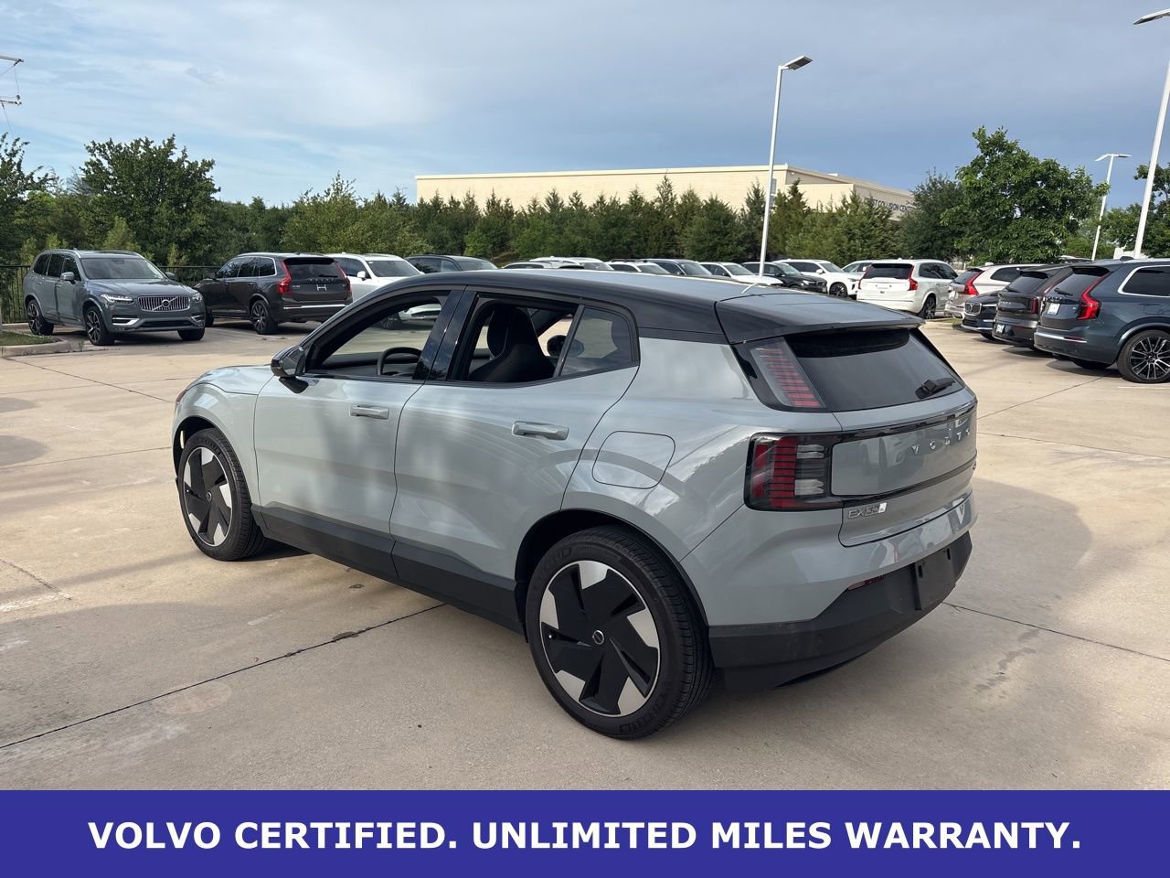 Certified 2025 Volvo EX30 Plus w/ Protection Package Premier AWD/4WD image 6