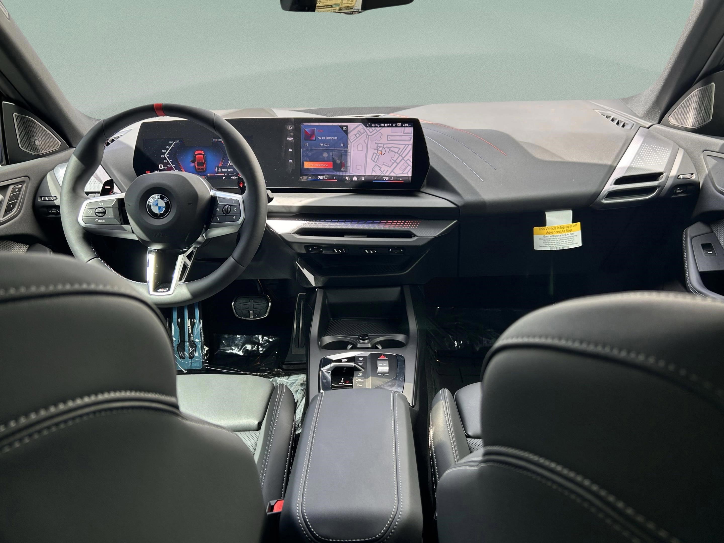 Used 2025 BMW M235i xDrive w/ Premium Package image 9