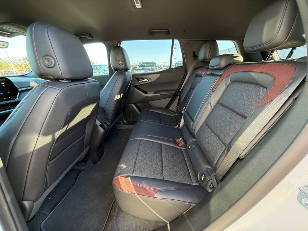 New 2026 Chevrolet Equinox RS w/ Safety and Technology Package image 23