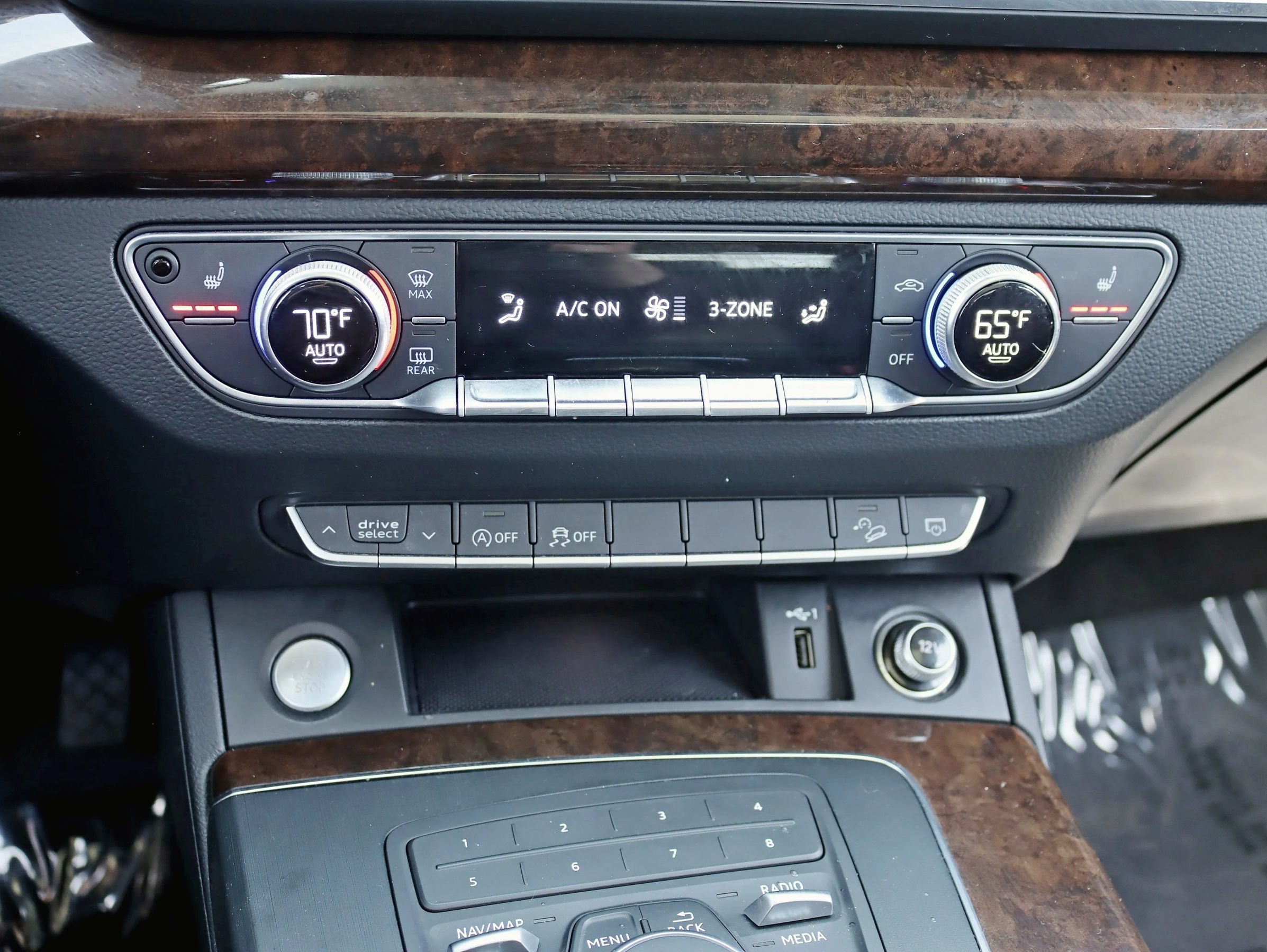 Used 2019 Audi Q5 2.0T Premium w/ Convenience Package AWD/4WD image 26