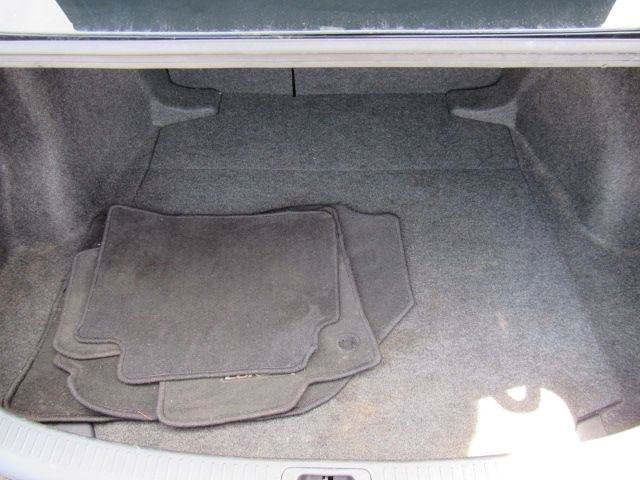 Used 2025 Toyota Corolla LE FWD image 44