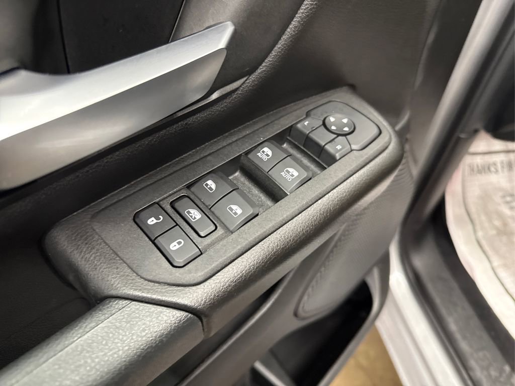 Certified 2025 RAM 1500 Tradesman w/ Night Edition image 37